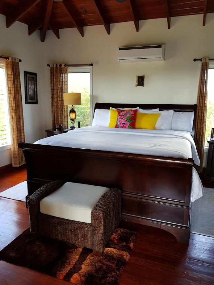 Harbor Breeze Villas Clarence Town Esterno foto